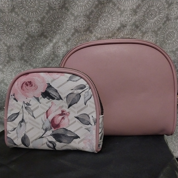 Adrienne Vittadini Rose Pink Travel Makeup Bags Pair Set - Picture 3 of 11